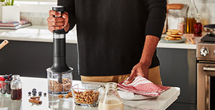 BPA-FREE CHOPPER ATTACHMENT
