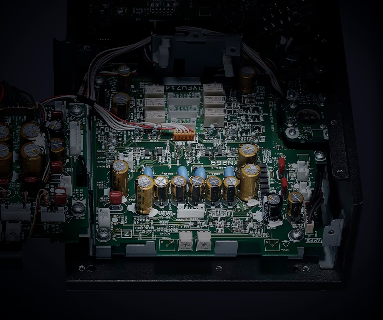 UNIQUE PATENTED AND BALANCED POWER AMPLIFIER TECHNOLOGY