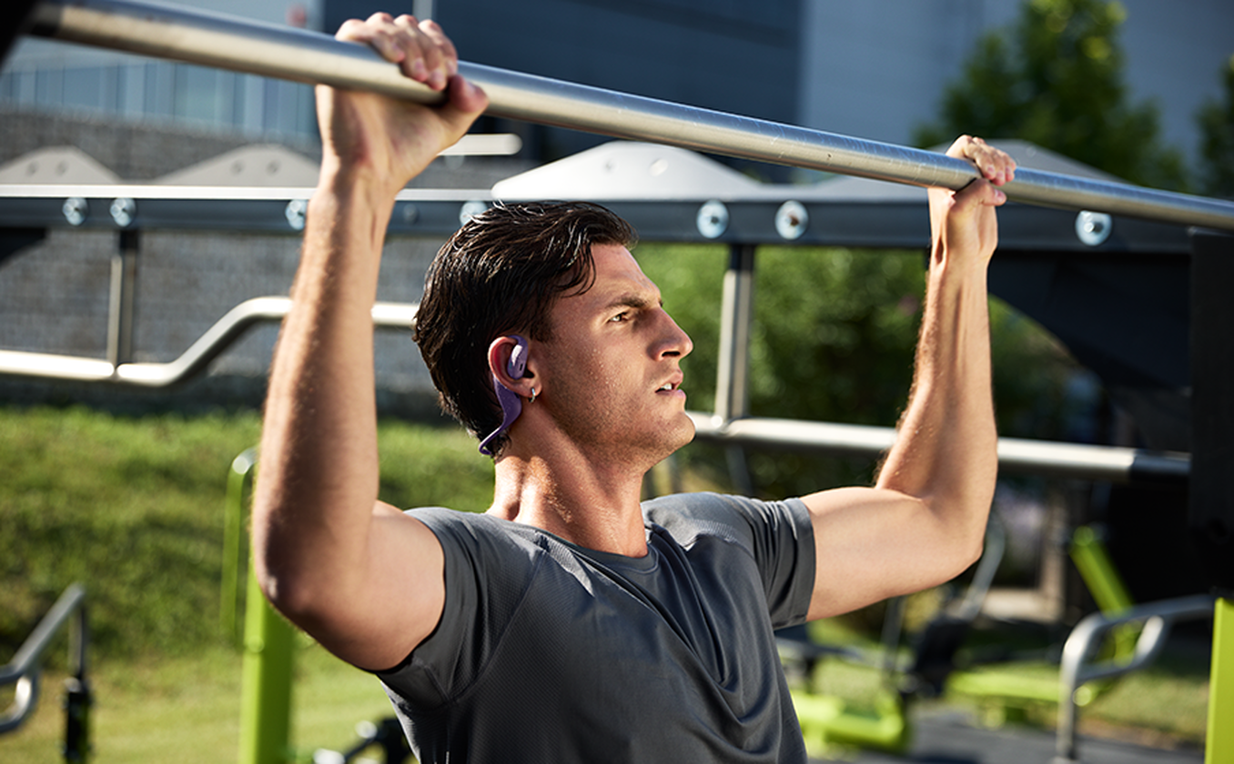 Open-ear comfort design with a memory-wire neckband
