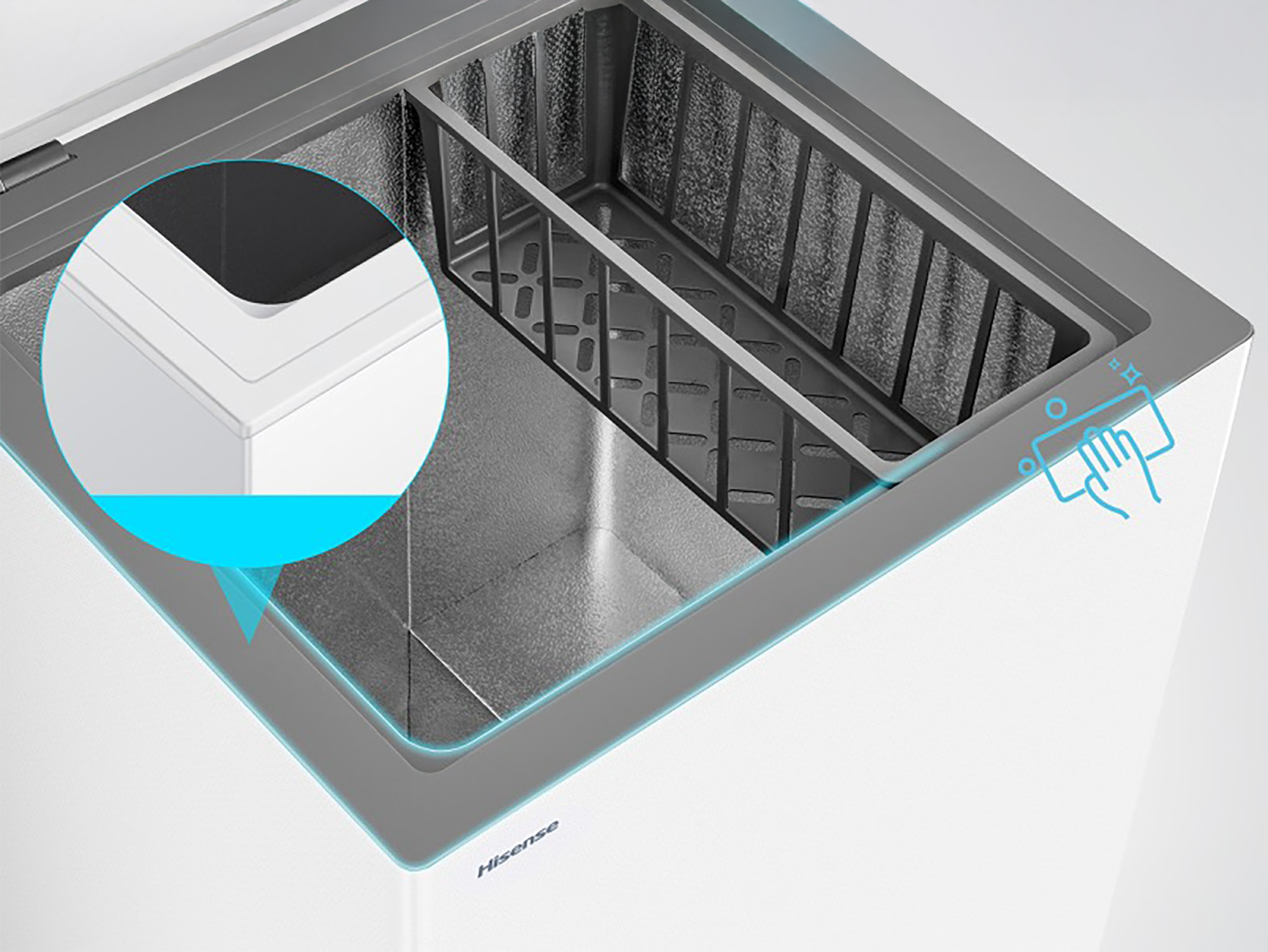 SEAMLESS FRAME WITH BOUNDLESS DOOR